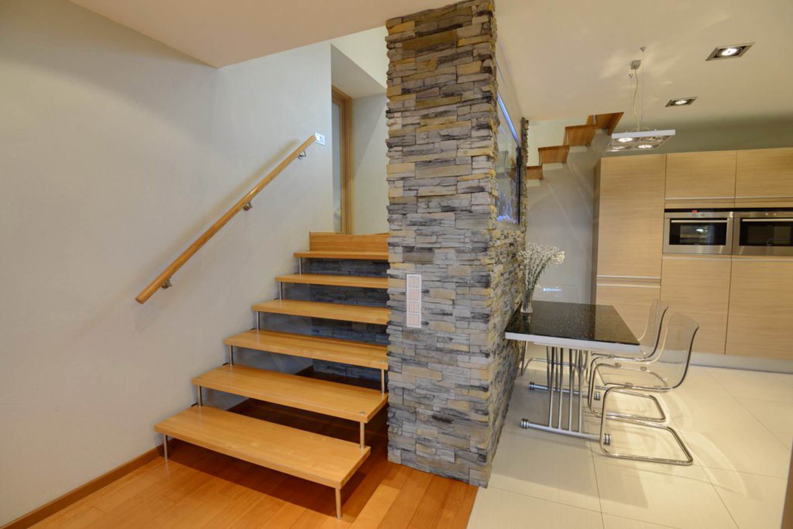 Мастерская превращается в . . .