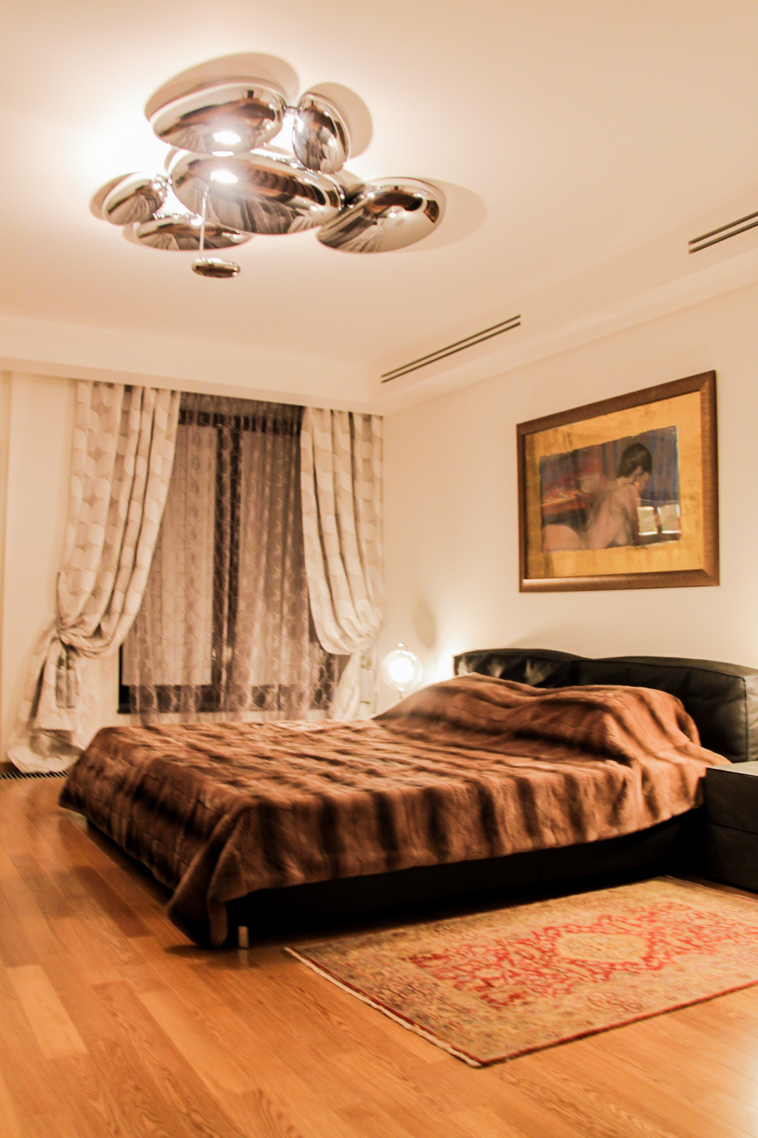 Дизайн квартиры в центре г. Двери