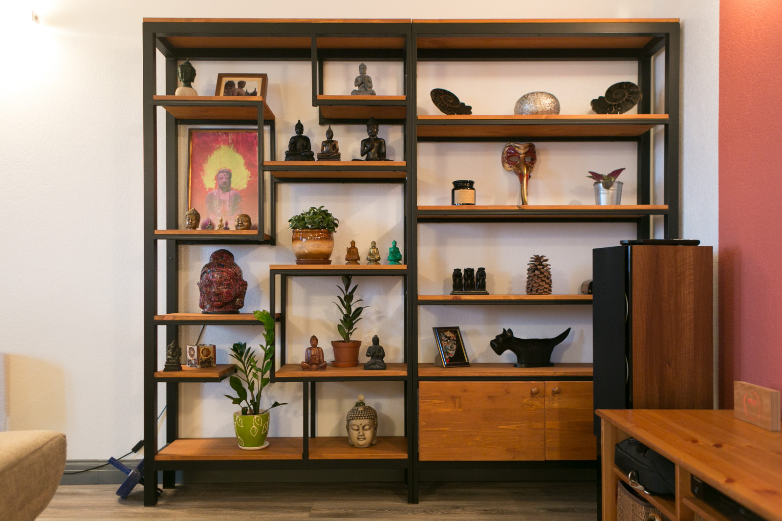 Обложка альбома: мебель