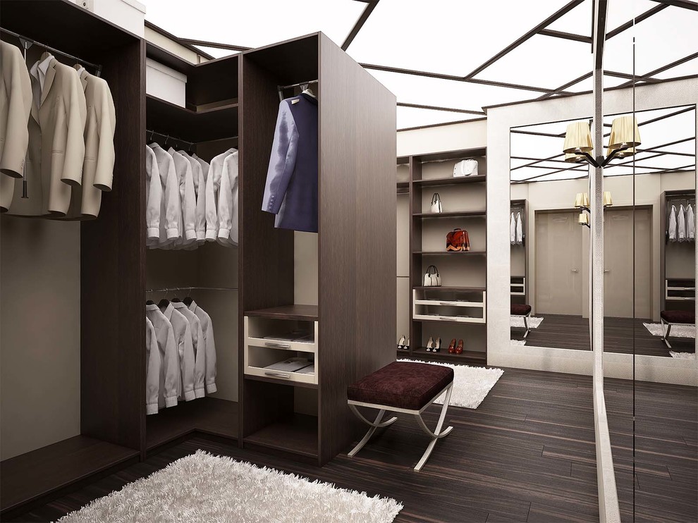 Жилой дом с бассейном 1400 кв.м.