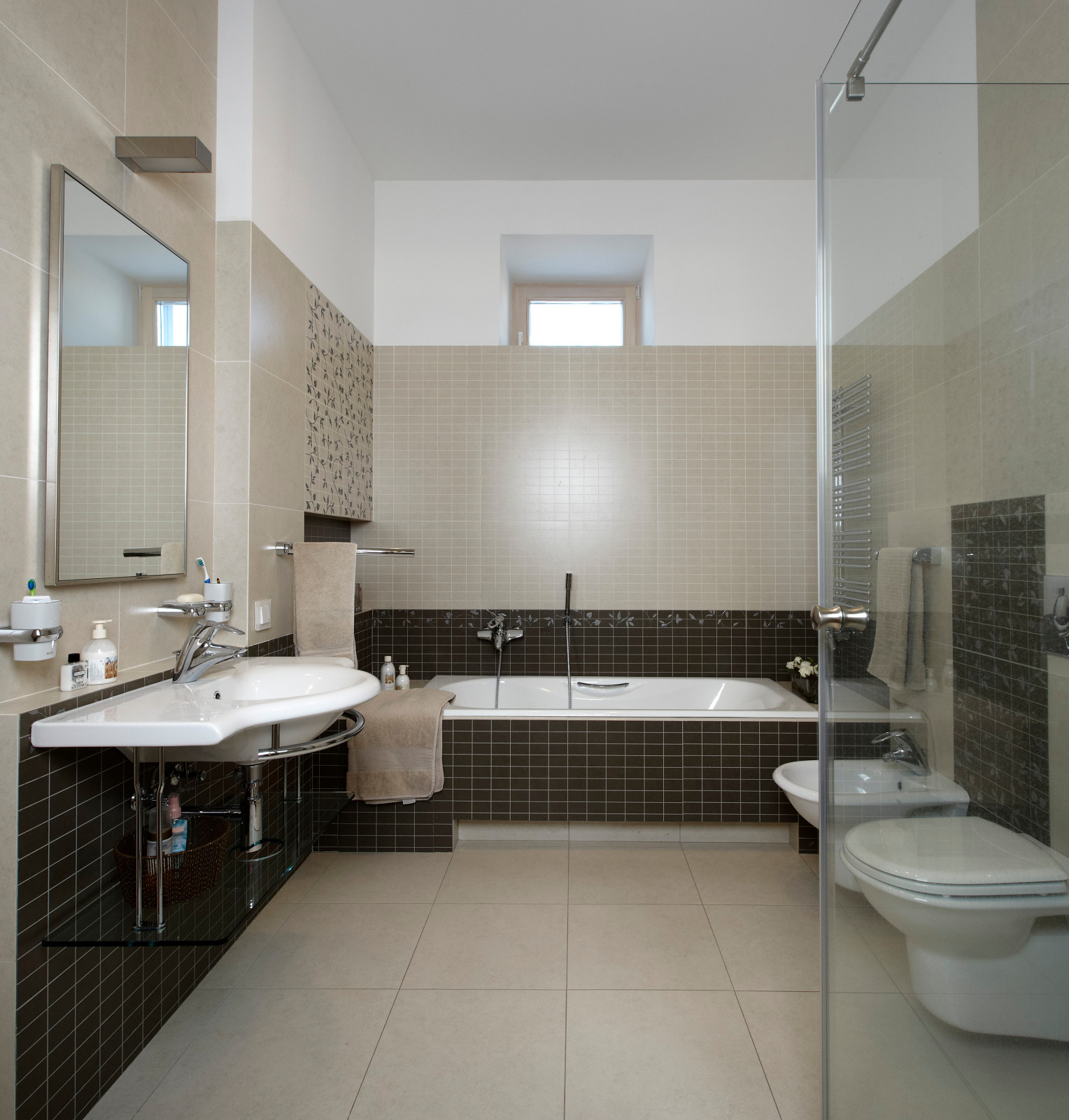 Индивидуальный жилой дом в Карасьеозерском, Екатеринбург