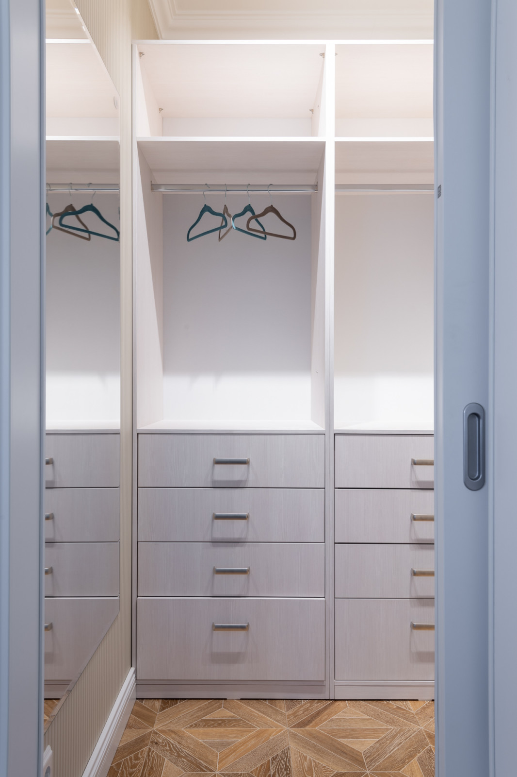 Квартира в светлых тонах Москва