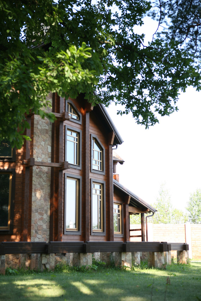 Деревянные окна в домах из клееного бруса