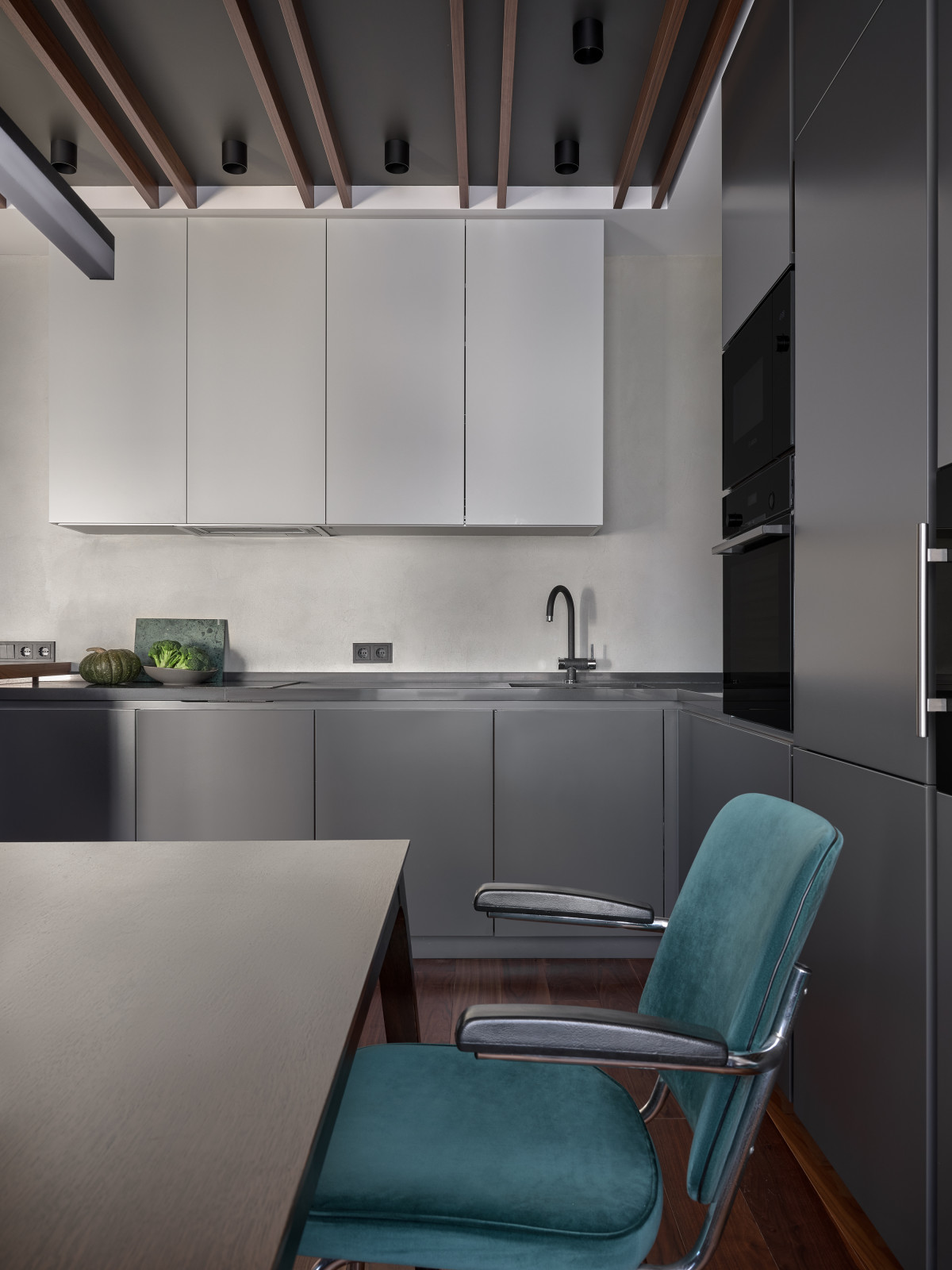 Квартира с крутым артом