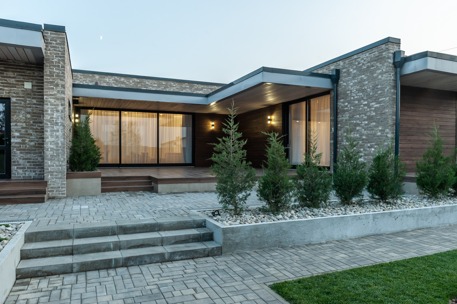 Съёмка жилого дома по проекту Сергея Кожухарова