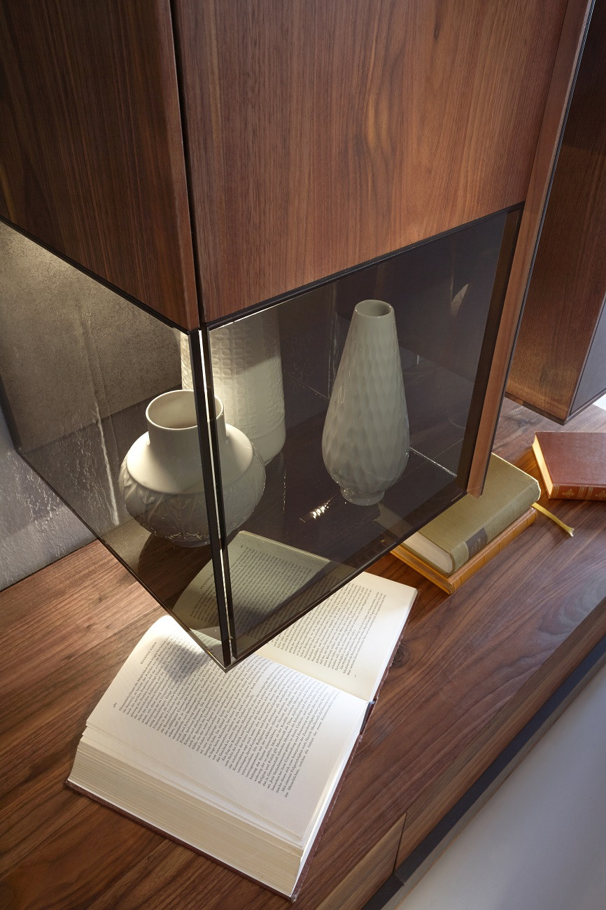 Роман с камнем. Гостиная с акцентом