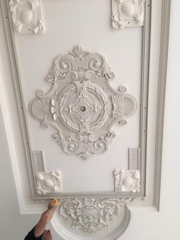 Обложка проекта: Создание изделий из гипсовой лепнины