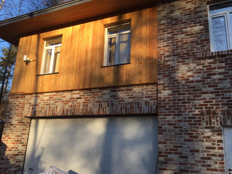 Фасад дома из дореволюционного кирпича