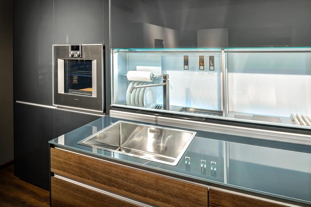 Кухня хайтек