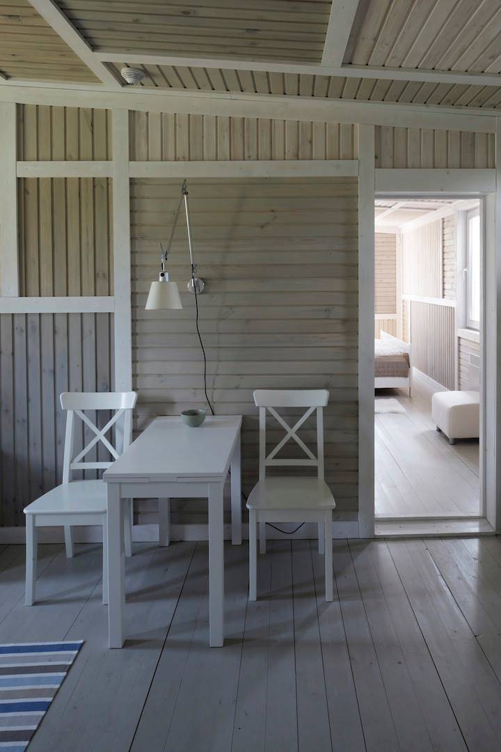 Houzz тур: Монохромный Мондриан и резные наличники дома в Алексино