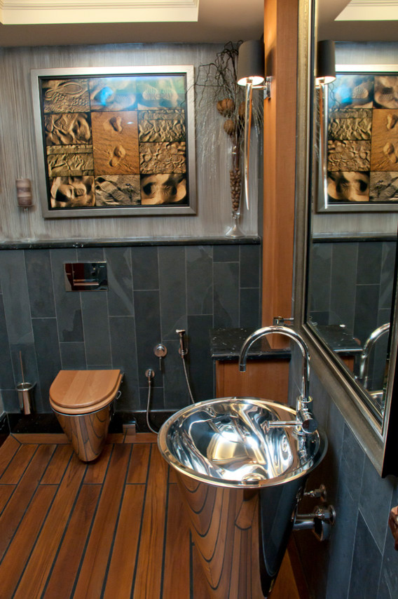 СКРОМНОЕ ОБАЯНИЕ БУРЖУАЗИИ......