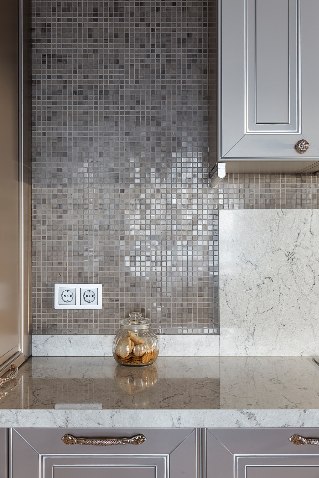 Кухня. Неоклассика на Живописной.