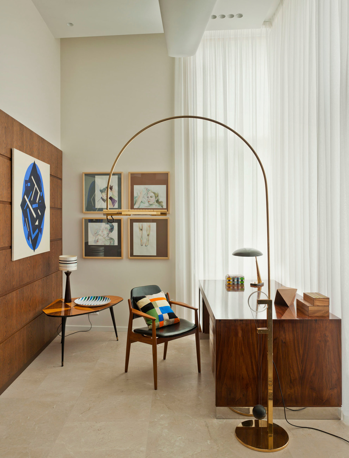 Дом-Питон в в коттеджном поселке «Никольская Слобода» по Новорижскому шоссе.