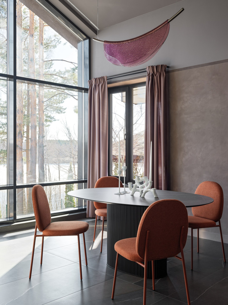 ДОМ У ОЗЕРА