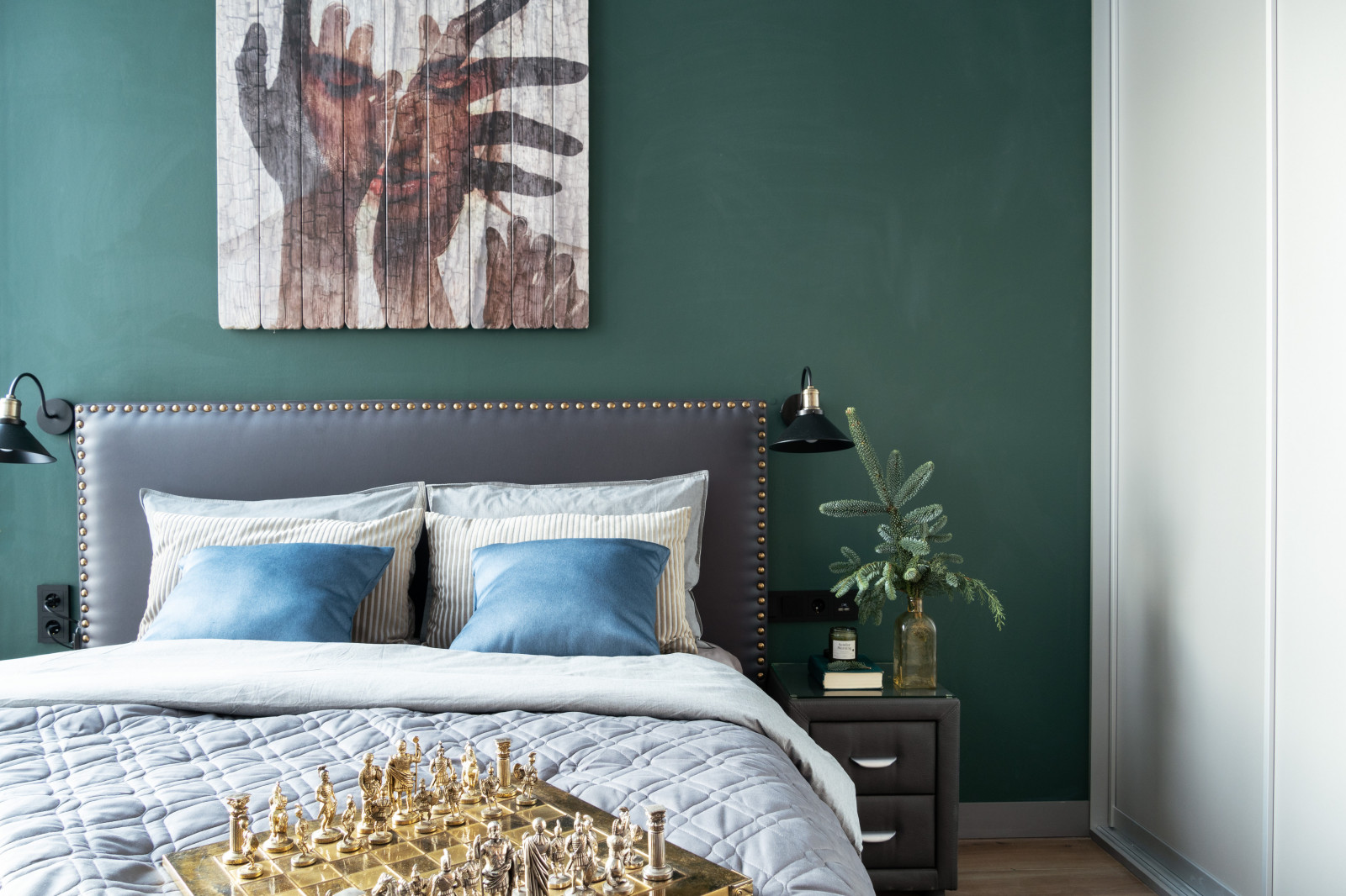 Обложка проекта: Квартира для молодого человека