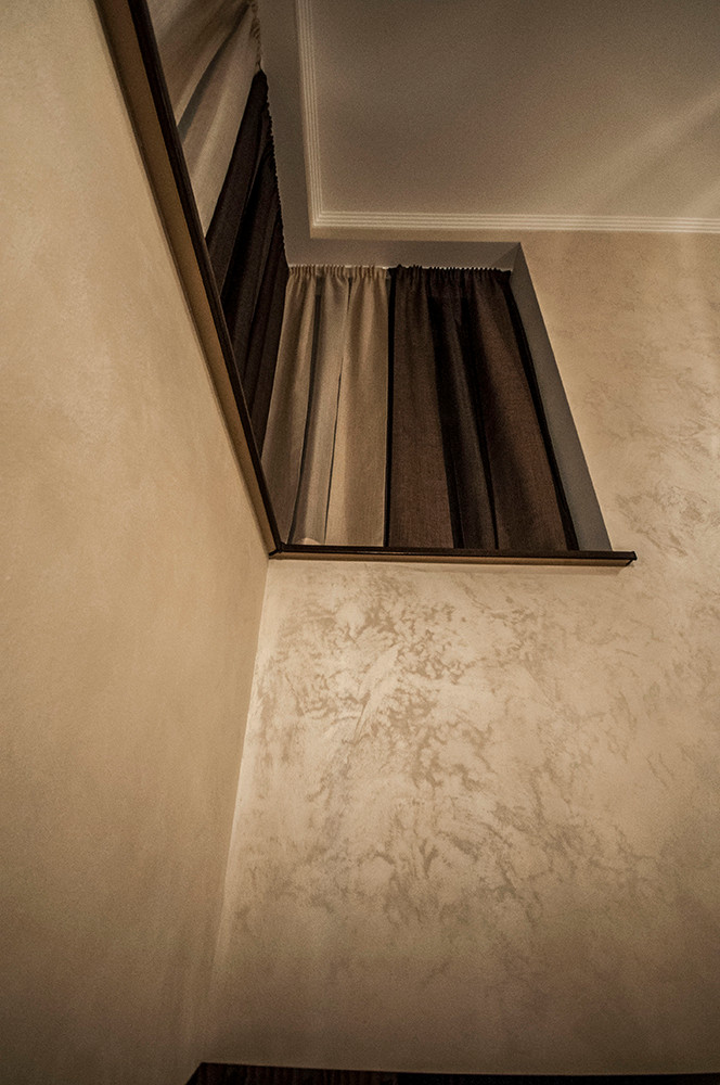 Частная квартира- отделка "Итальянская декоративная краска с эффектом песчаника"