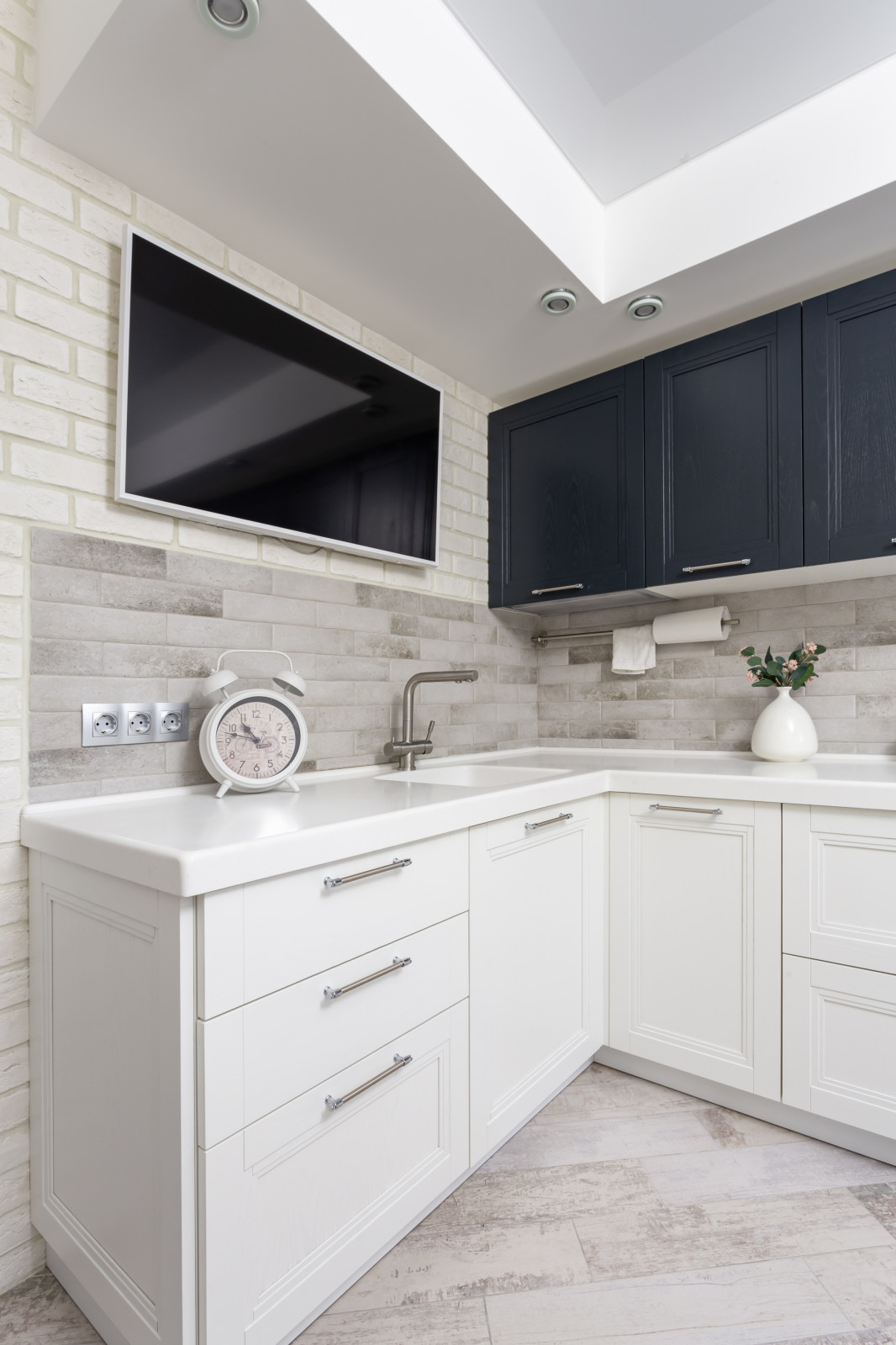 Современная, угловая кухня!