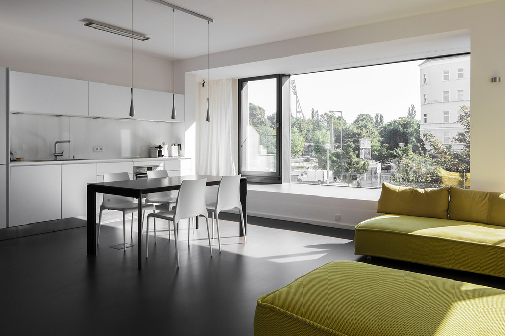 Студия в Берлине