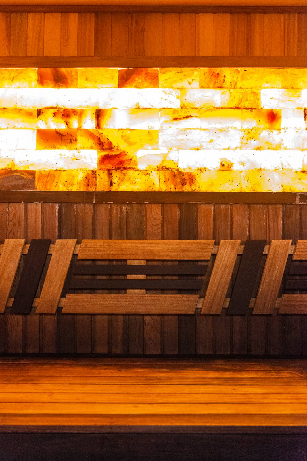 Дом с бассейном