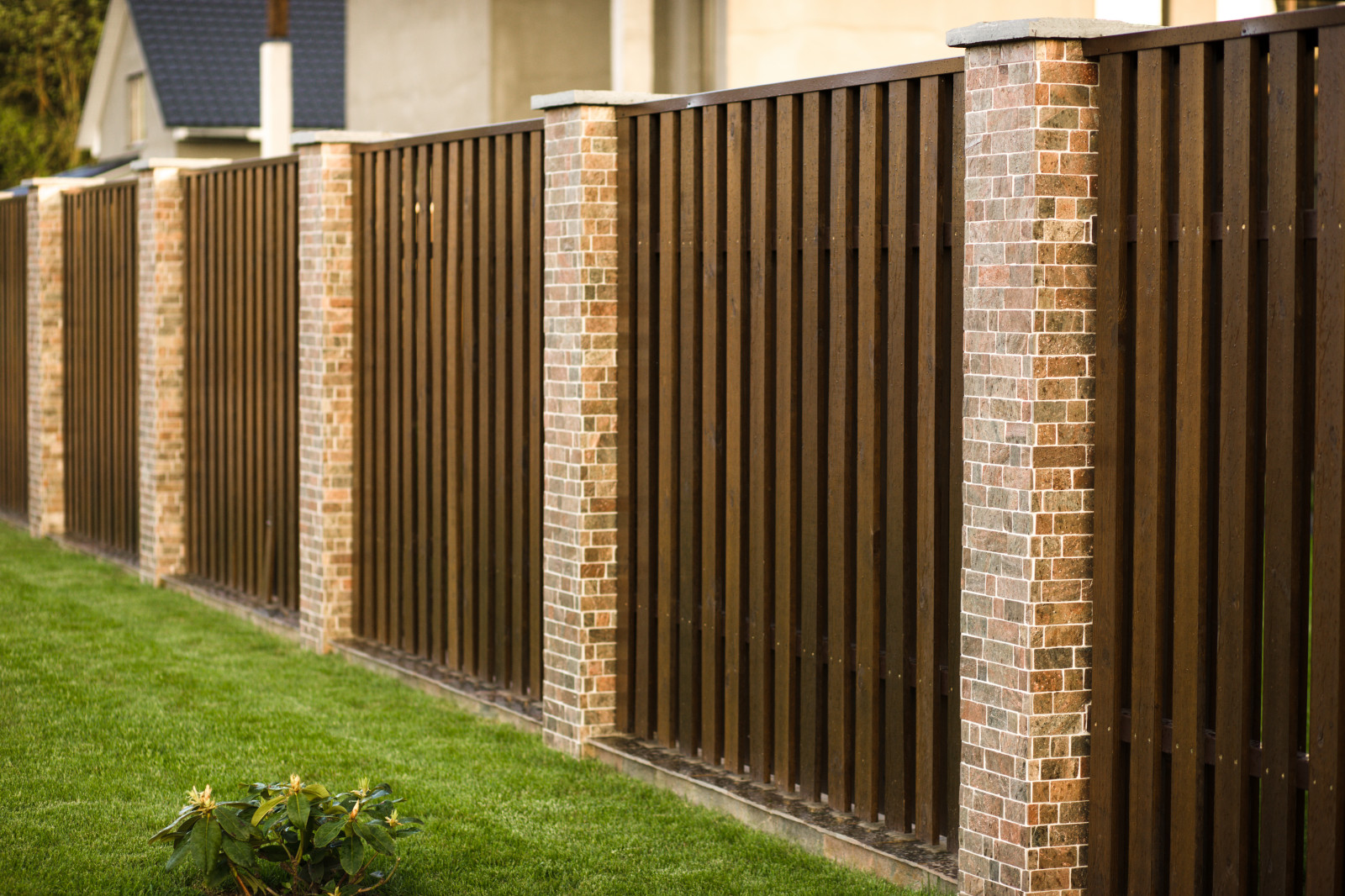 Мозаика на колоннах из натурального камня