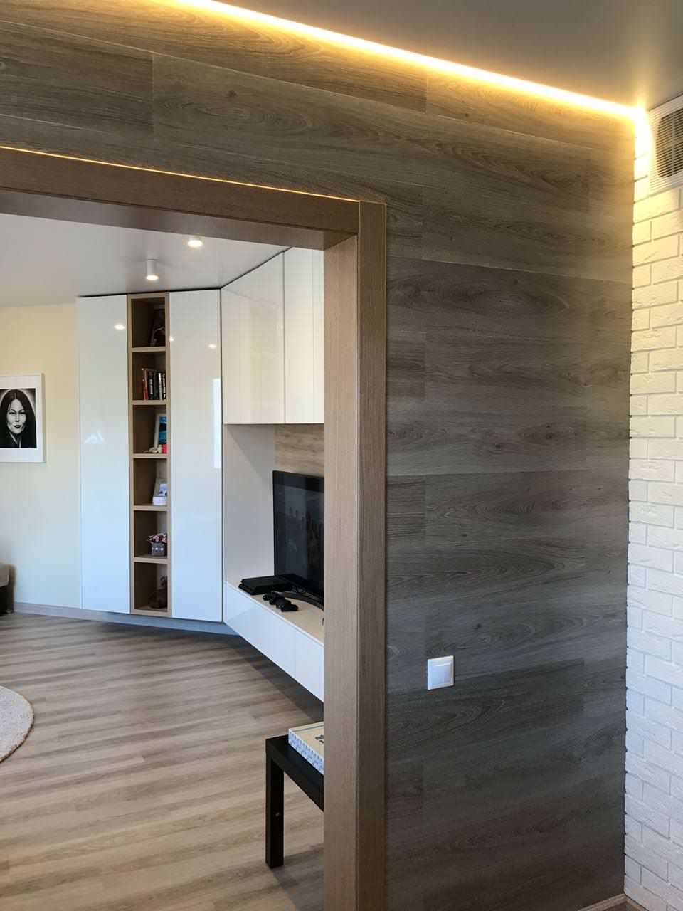 Индустриальный двухкомнатная 70 м2.