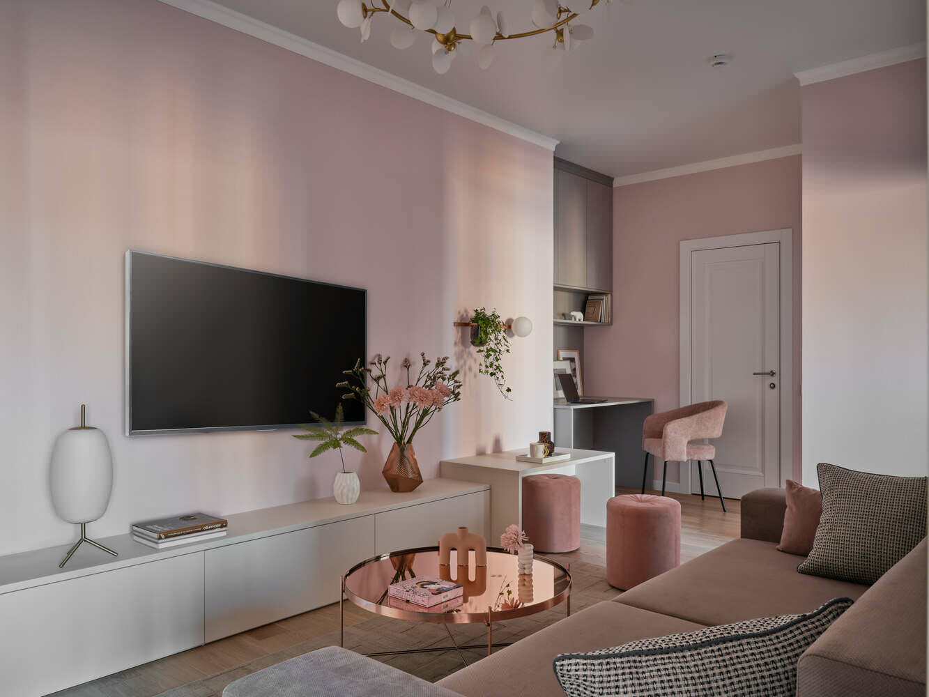 Обложка проекта: Ковры для семейной квартиры