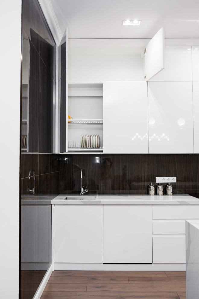 Светлая кухня в современном стиле