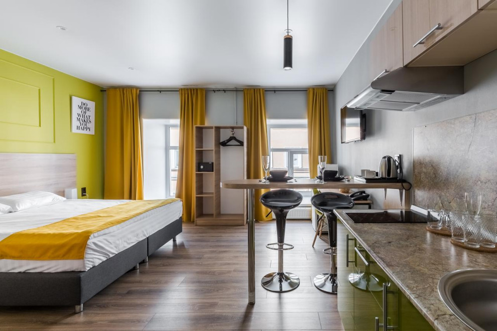 Отель "Демут"