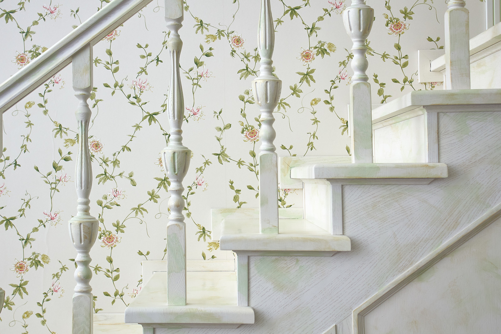 Лестница с патиной