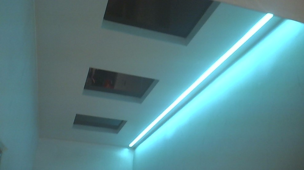 Потолок в прихожей