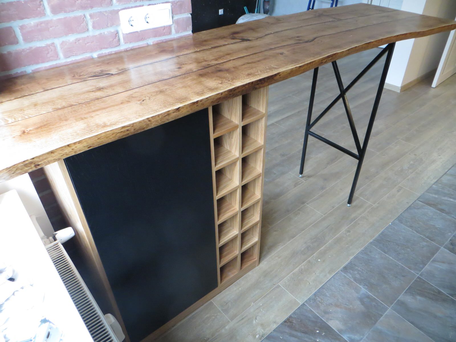 Барная стойка из массива дуба