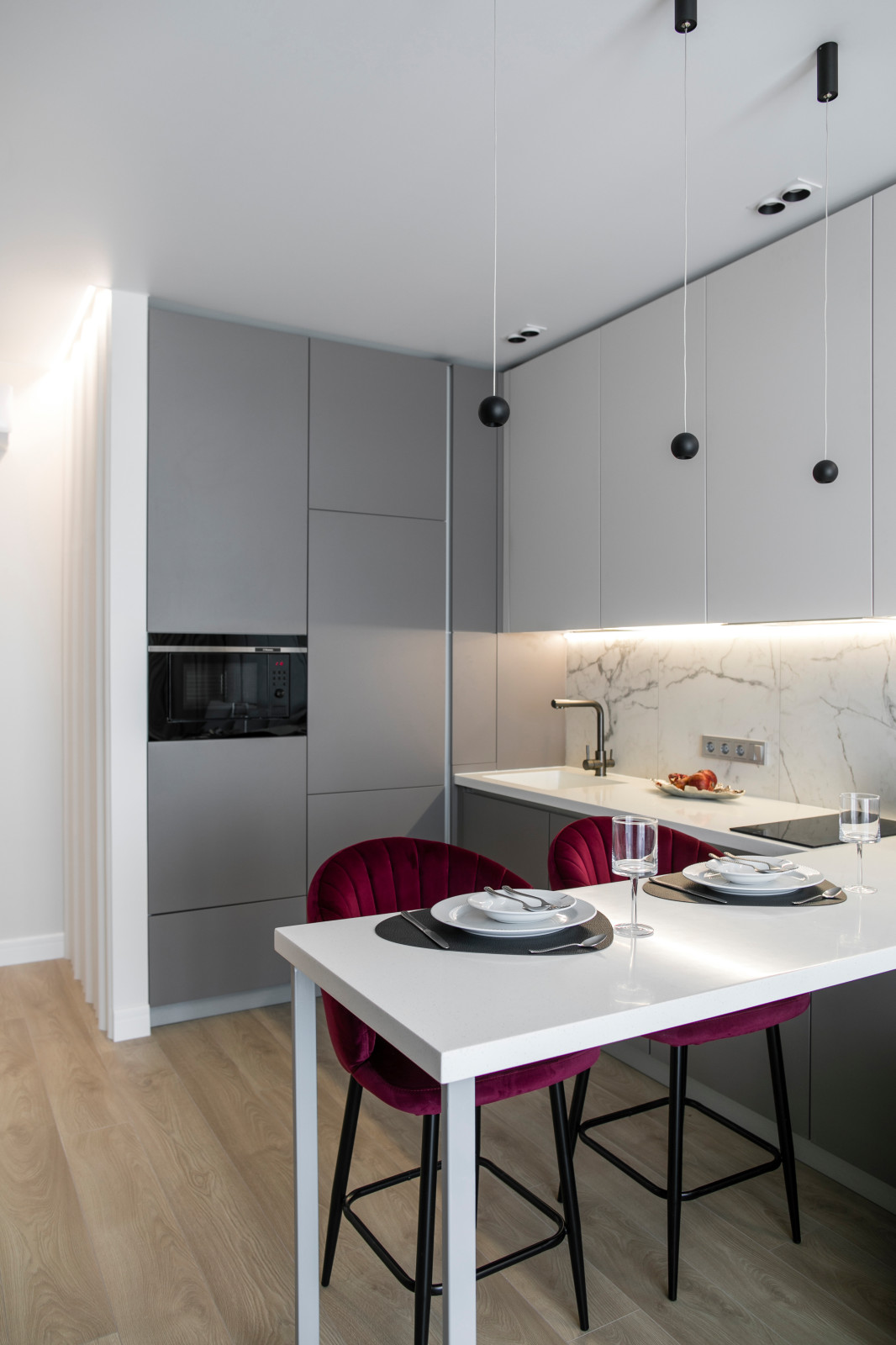 Однокомнатная квартира для молодой девушки. Ижевск, ЖК "Облака", 44 кв.м.