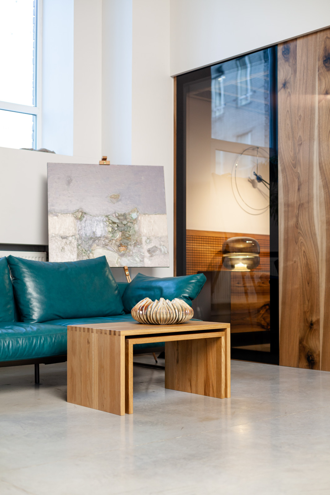 Столы для гостиной