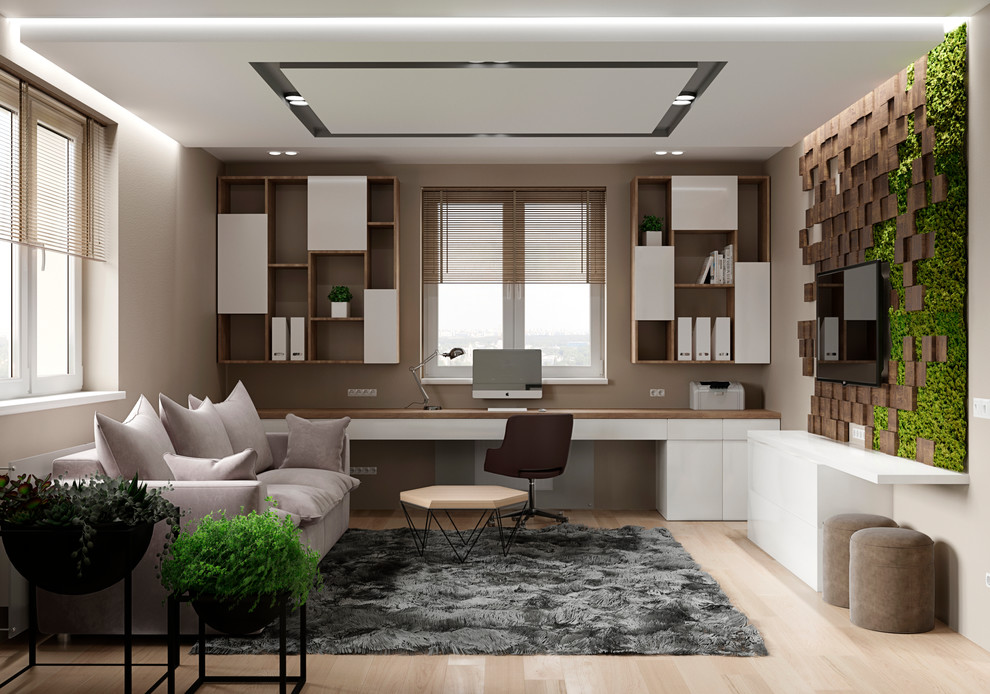 Дерево и хайтек