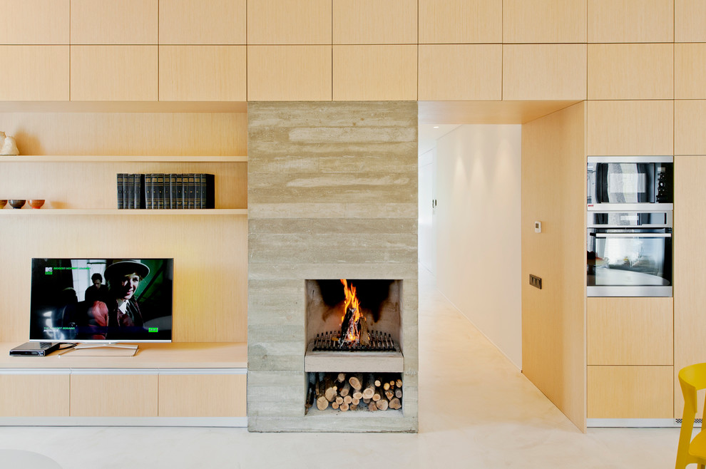 Houzz Литва: Квартира в Вильнюсе с необычным потолком и камином