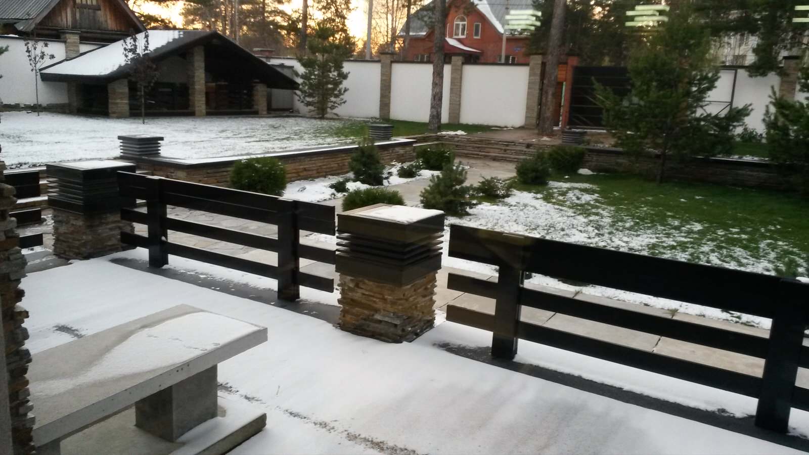 Большой дом с бассейном в стиле ШАЛЕ