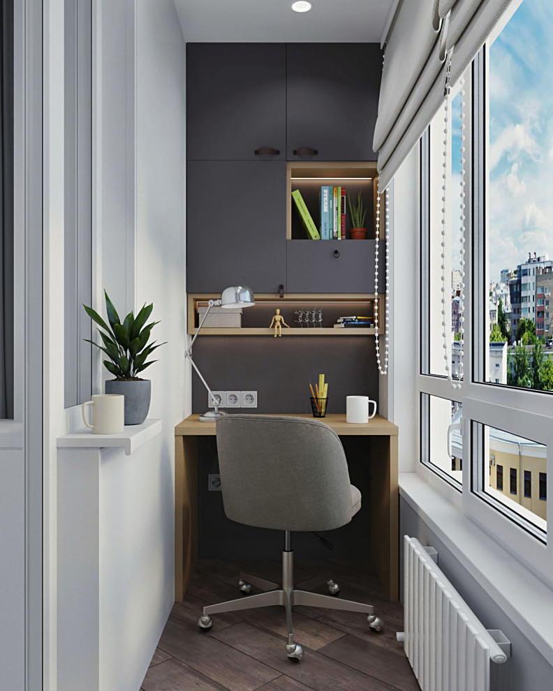 Двухкомнатная квартира со стеклом между гостиной и спальней