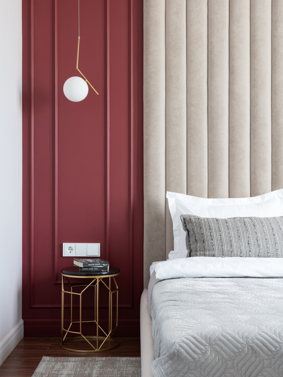 Обложка проекта: Дом на Набережной