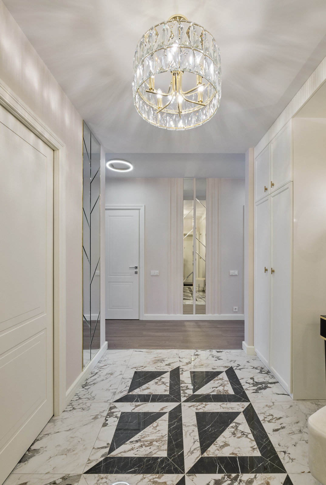 Интерьерная съёмка квартиры в ЖК Триколор (Москва)