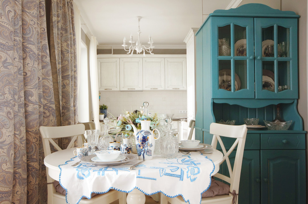 В гостях: Подарок для мамы и бирюзовый буфет в Димитровграде