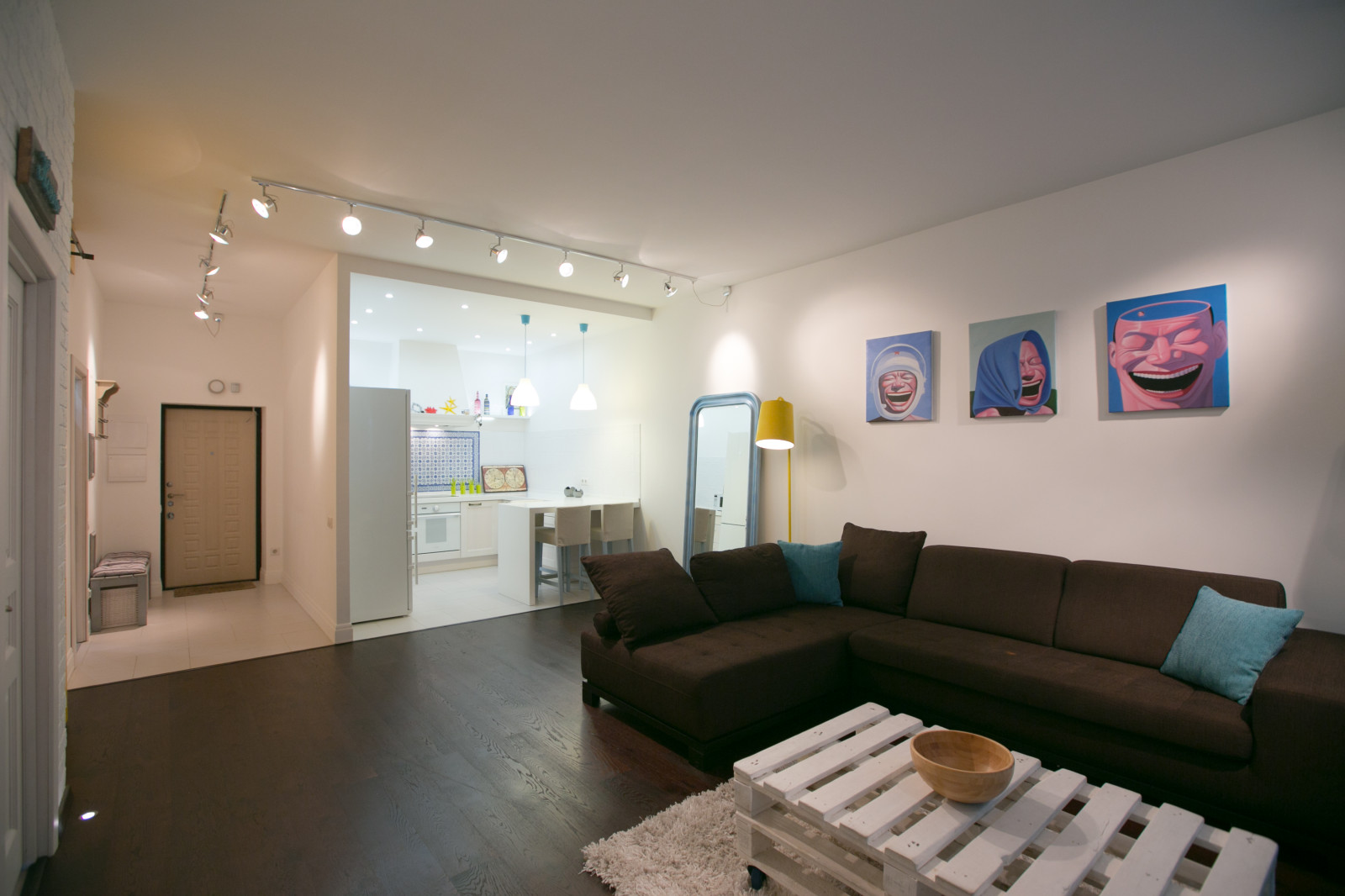 Moscow small studio 70 m2