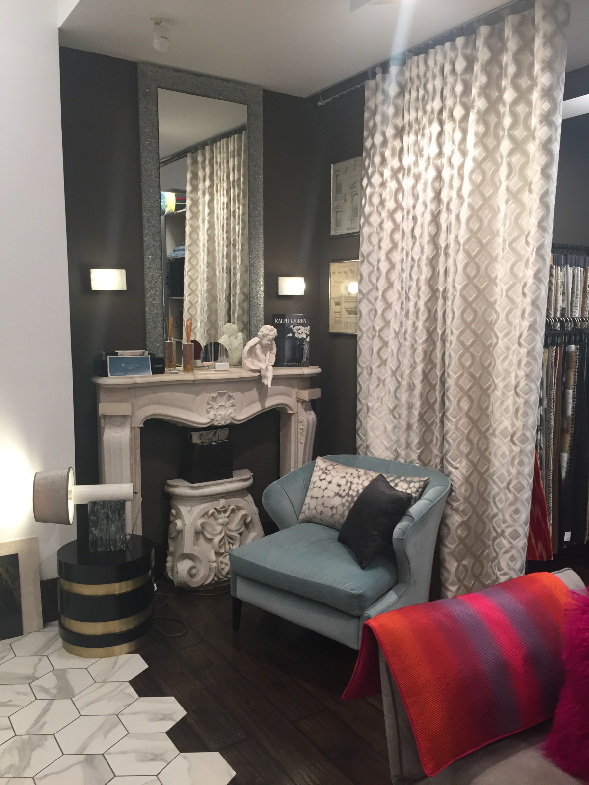 Интерьерный салон DECO FORM