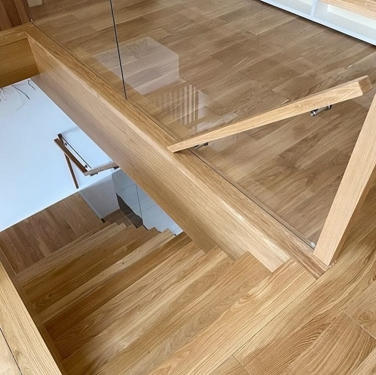 Двухэтажная квартира в Москве . Реализация