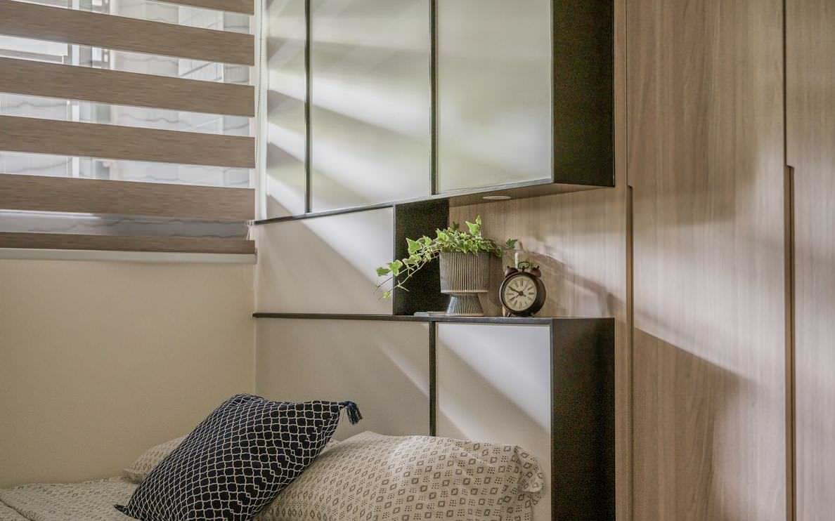 Благородные кремовые тона в современной квартире для большой семьи от L DESIGN