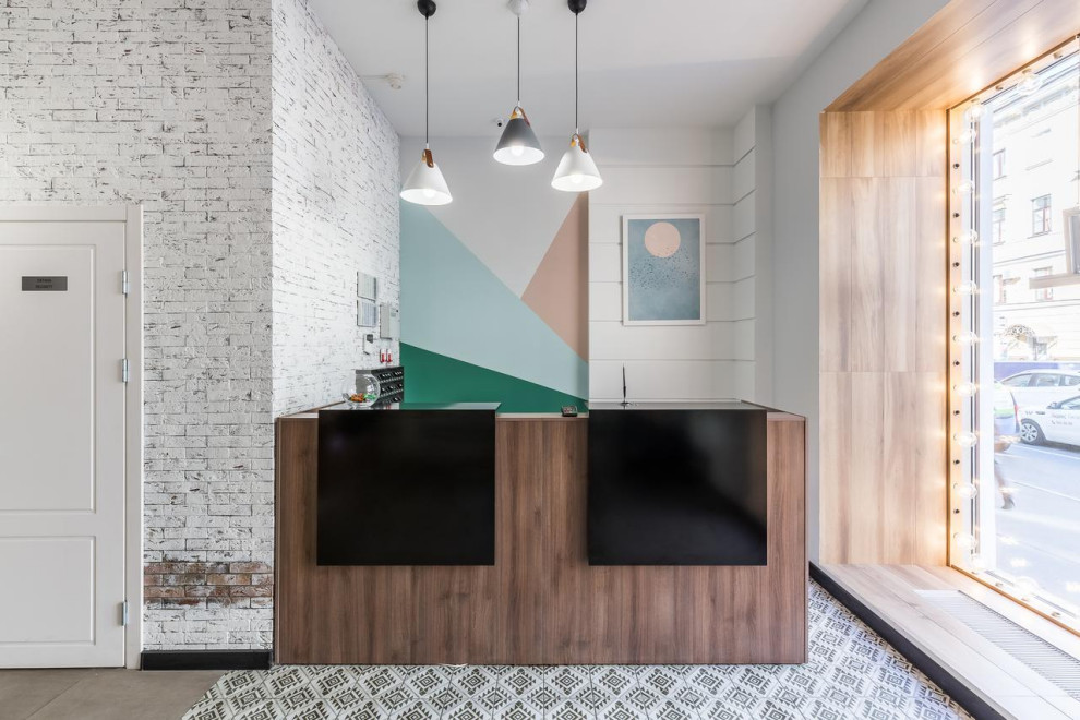 Отель "Демут"