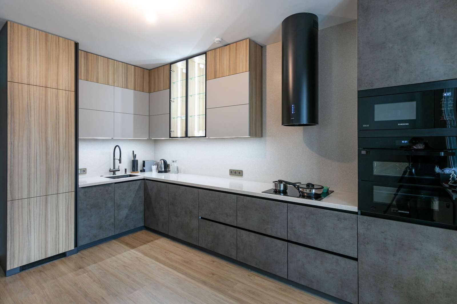 Кухня Современный ХАЙ-ТЕК