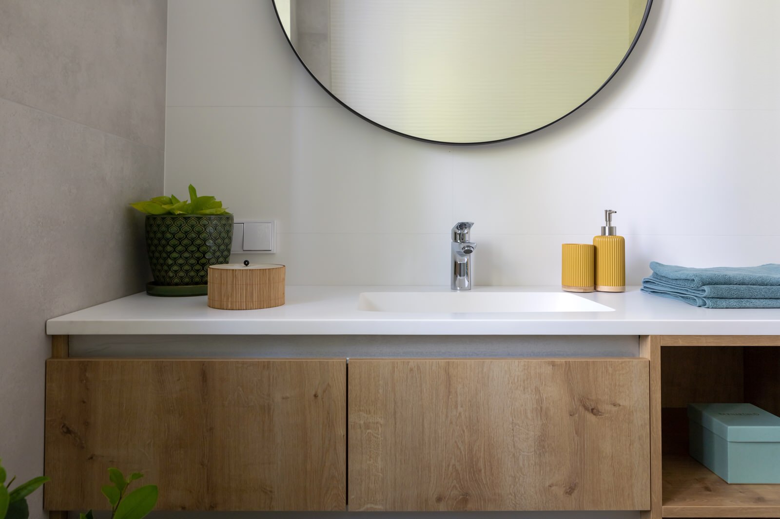 Обложка проекта: Фото реализованного проекта - частный дом 1500 кв.м. Современный стиль, скандина