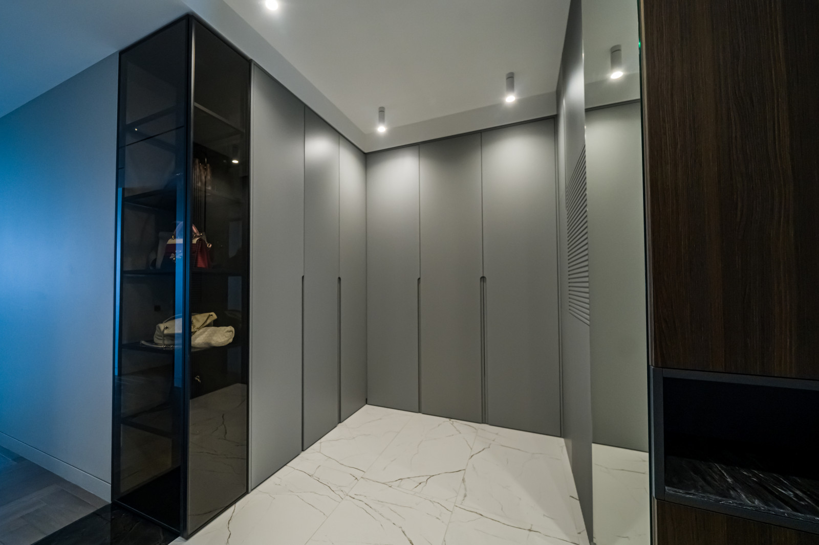 Обложка проекта: Меблировка квартиры от UNICOHOME: Шмитовский проезд, г. Москва