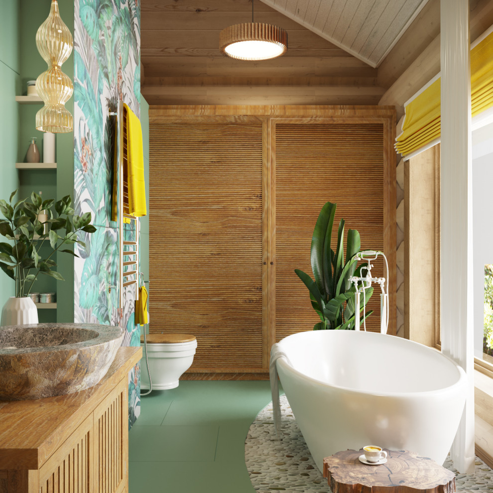 Деревянный дом из дикого бревна