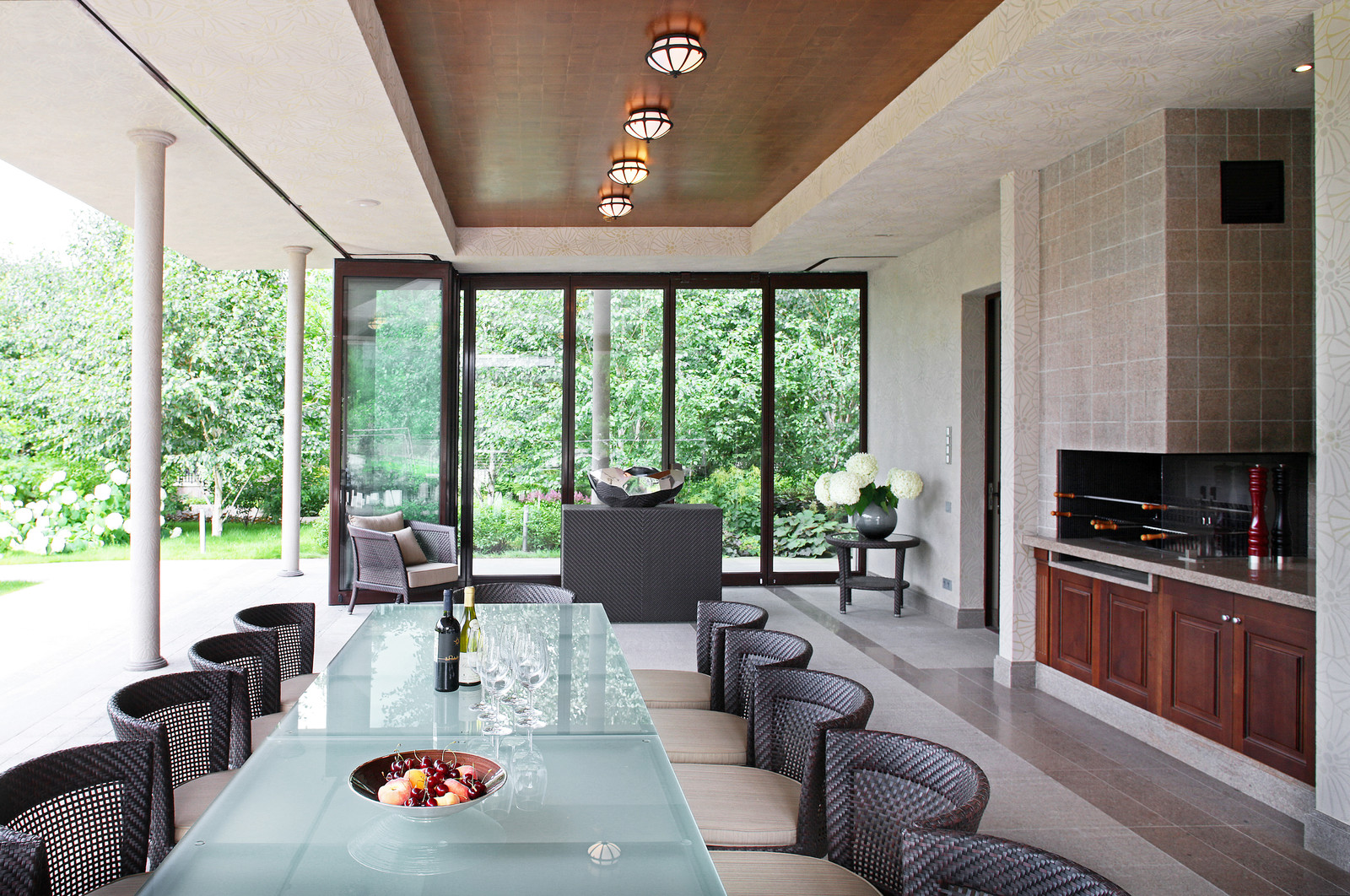 летний домик(барбекю)